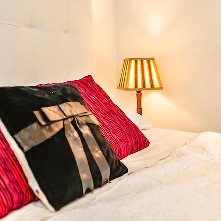 Ghat Apartments Montroig Sitges Buitenkant foto